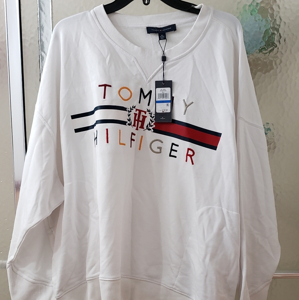 NWT Tommy Hilfiger Long Sleeves Top Medium Sz $55